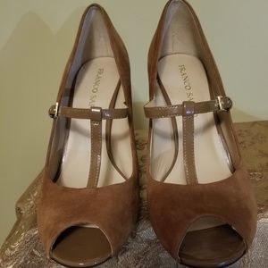 Franco Sarto Camel T-Straps